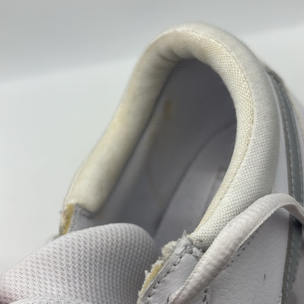 Nike Women's Zoom Court Lite 3 Tennis Shoes White/Grey SZ 9.5 walking minimalist - Picture 7 of 10